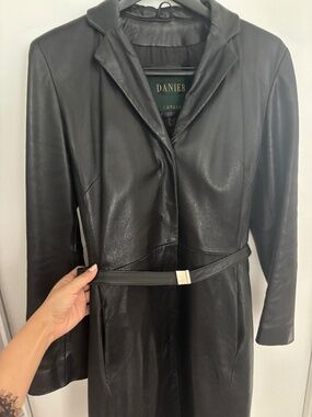 Flawless Black Danier Leather 3-quarter Coat - lined & filled